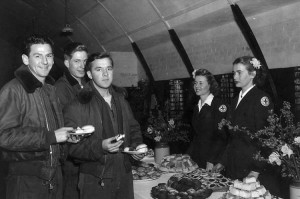 Refreshments on the base - R to L Jean St Clair, Kay Brainard, Jack Keller, Alan Neilson and Max LeBlanc